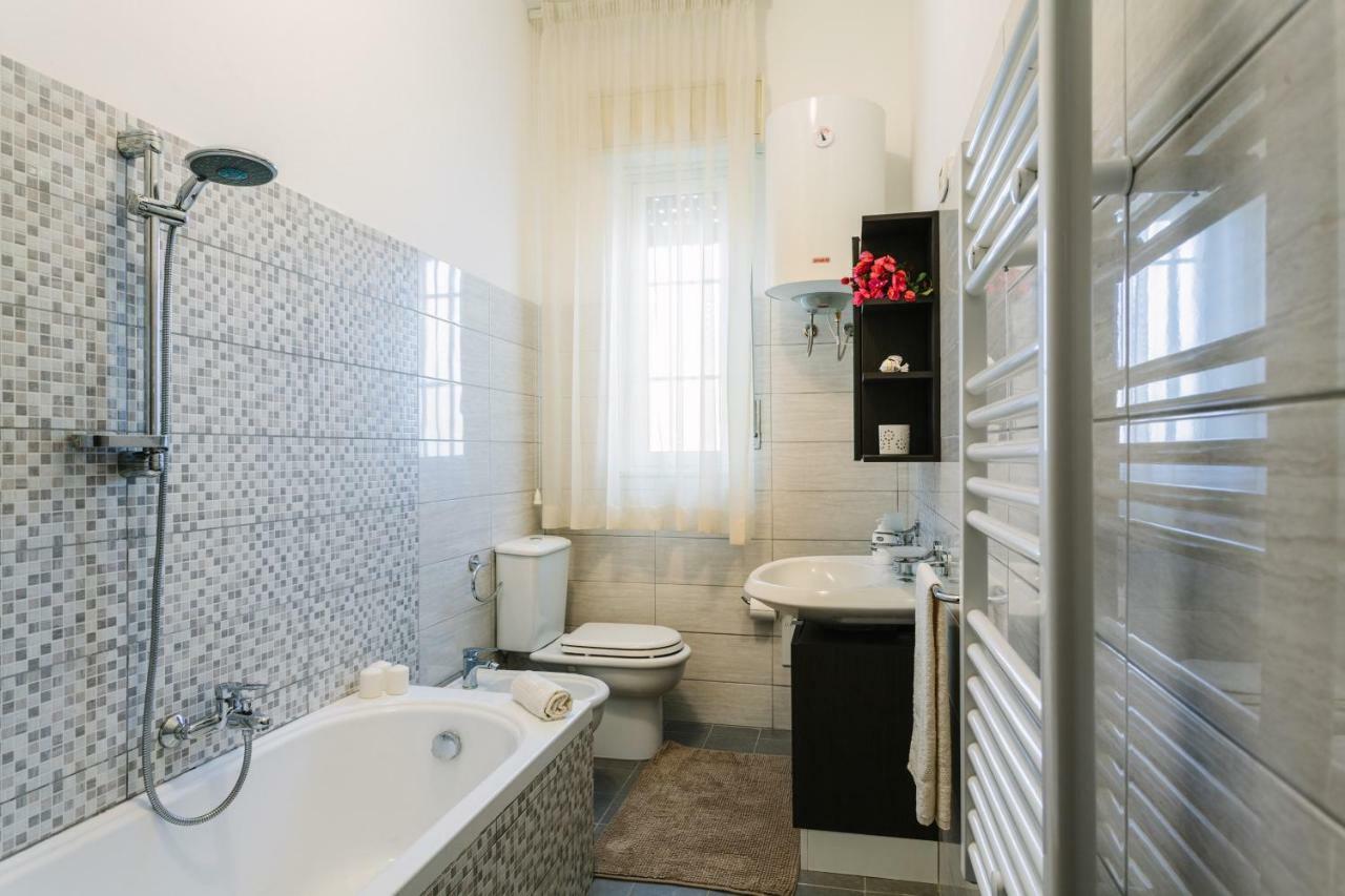 פלמיריו Villa Del Quarzo מראה חיצוני תמונה